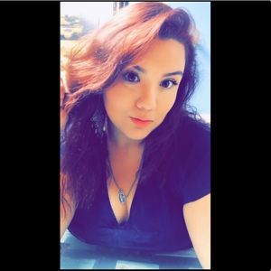 Meet your Posher, Leslie nataly